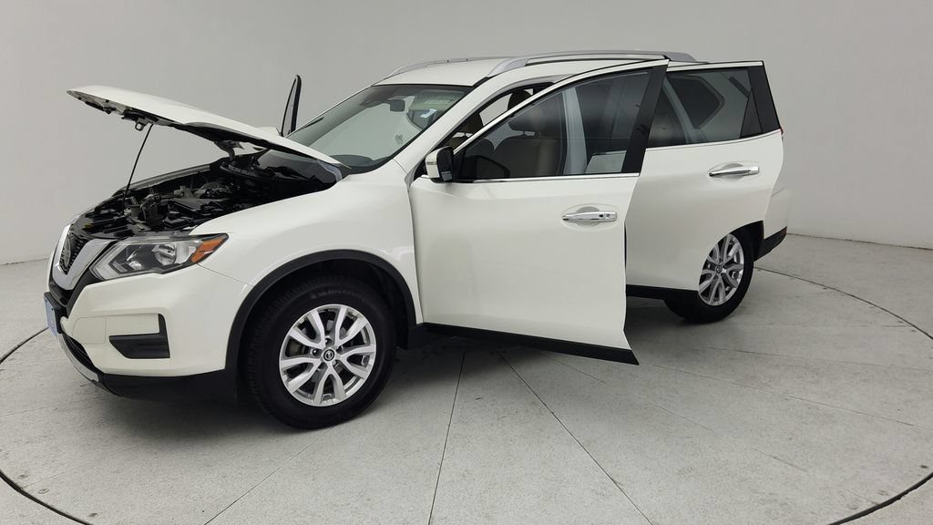Used 2020 Nissan Rogue SV FWD image 10