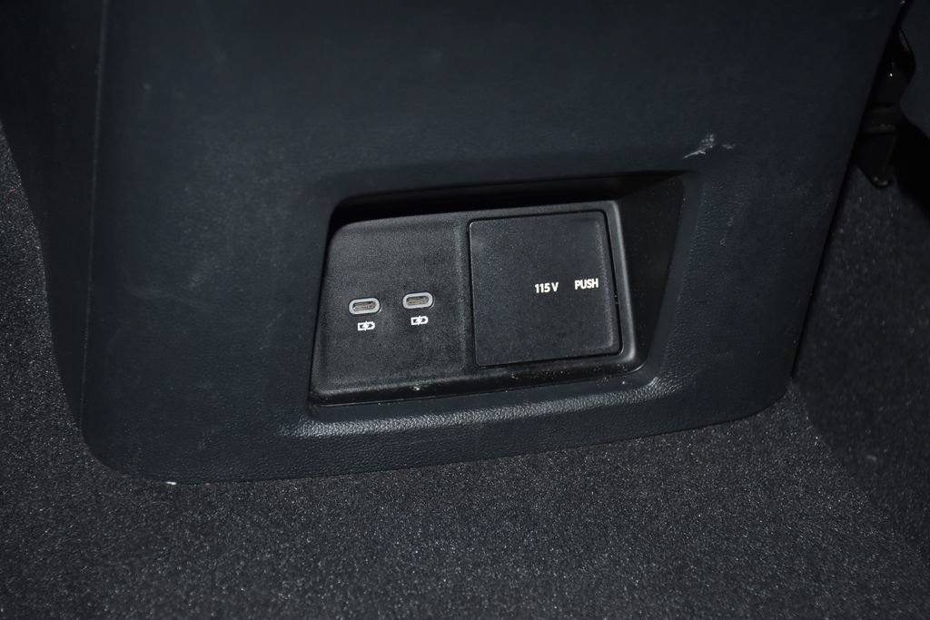 Used 2025 Volkswagen Atlas SEL AWD/4WD image 26
