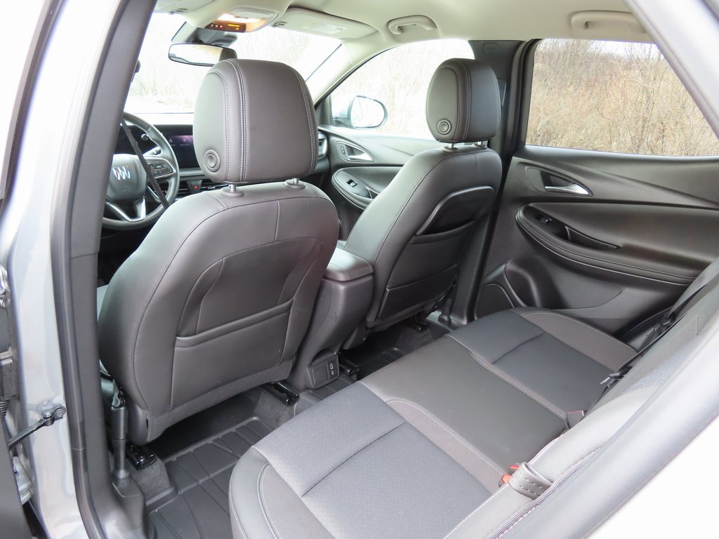 Certified 2024 Buick Encore GX Preferred w/ Comfort Package image 24