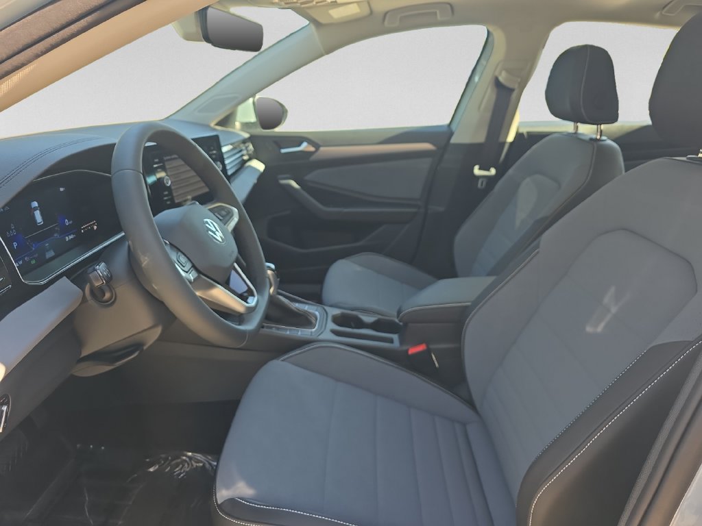 New 2027 Volkswagen Jetta SE FWD image 18