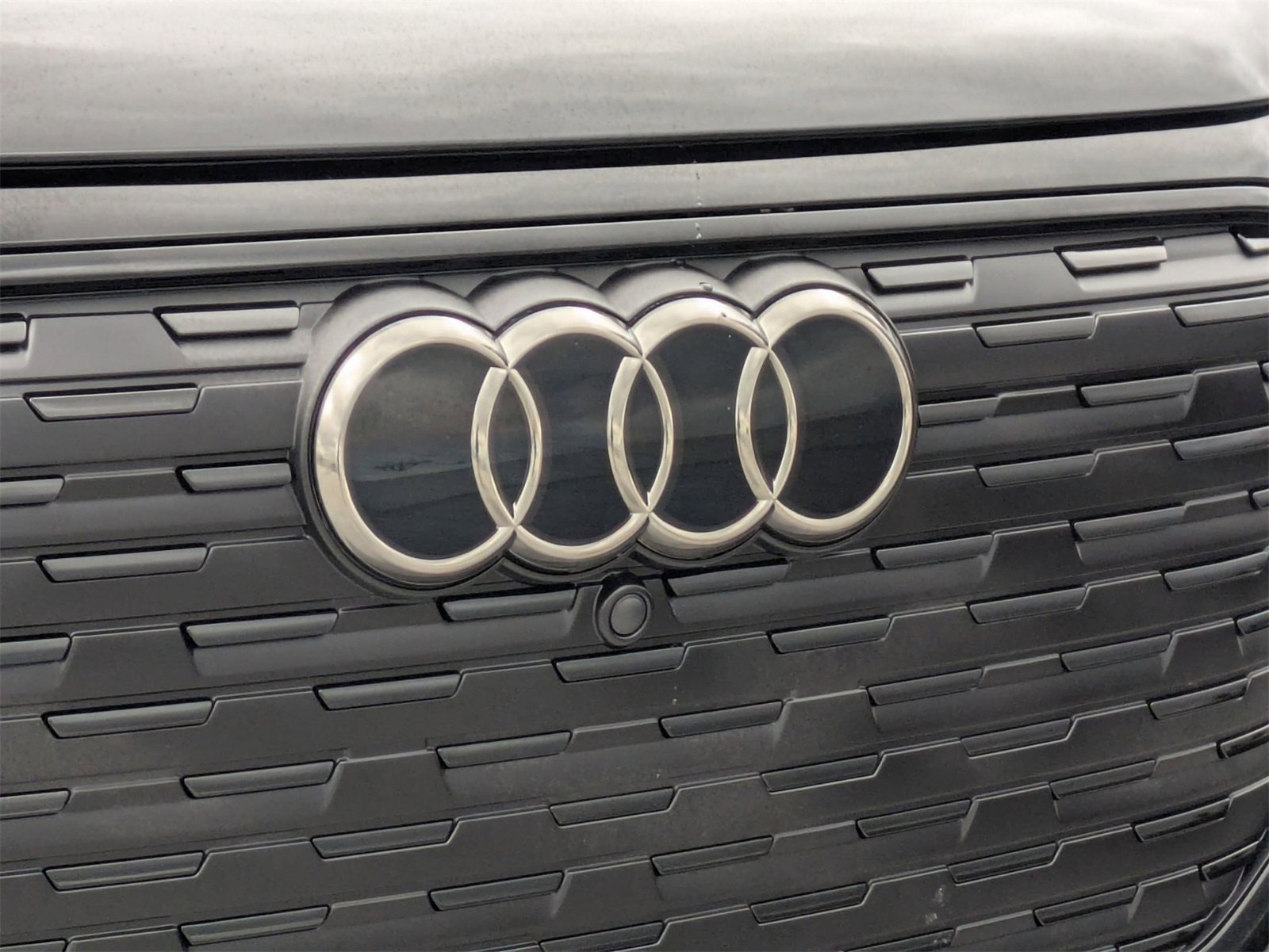 Used 2025 Audi Q4 e-tron Premium Plus w/ Premium Plus image 26