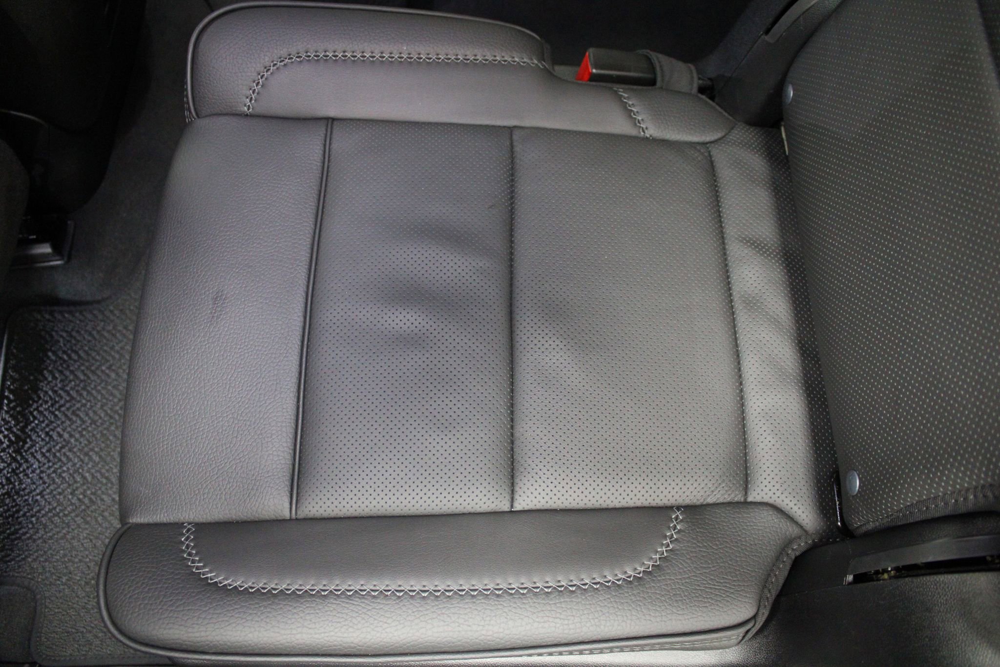 Used 2023 GMC Yukon Denali image 23