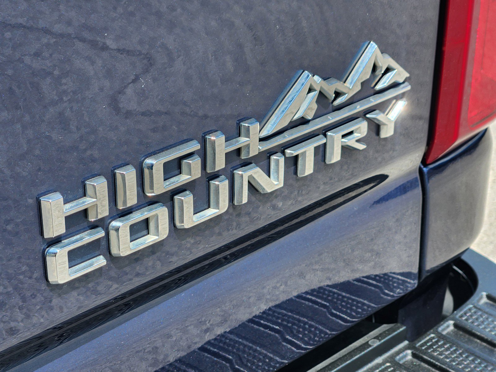 Used 2021 Chevrolet Silverado 3500 High Country AWD/4WD image 30