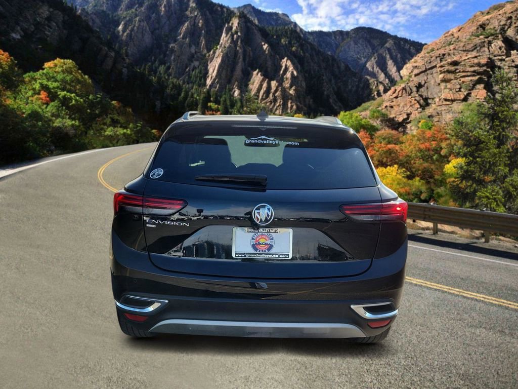 Used 2023 Buick Envision Essence w/ Technology Package I image 4
