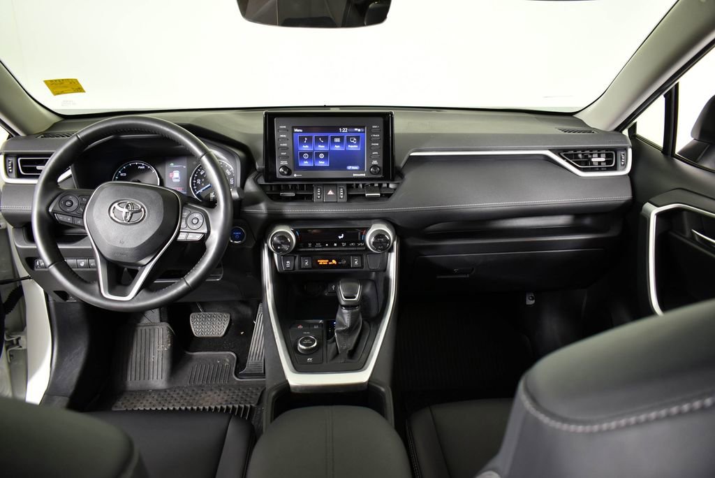 Certified 2022 Toyota RAV4 XLE Premium image 38