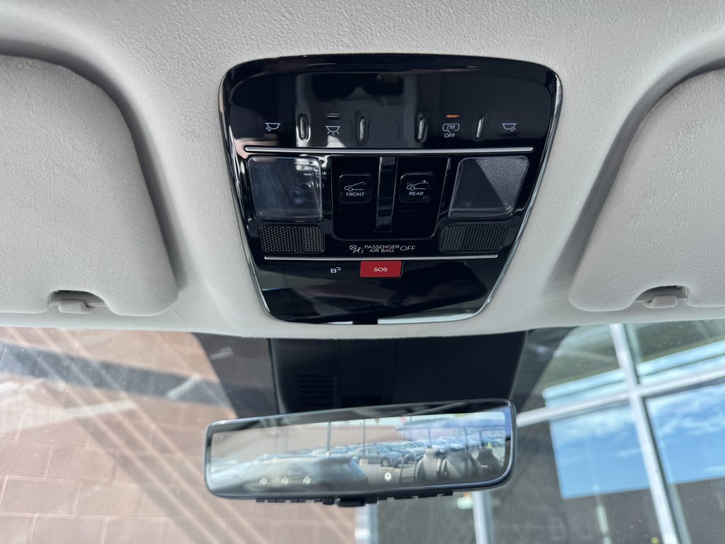 Used 2024 Hyundai Santa Fe Calligraphy image 28