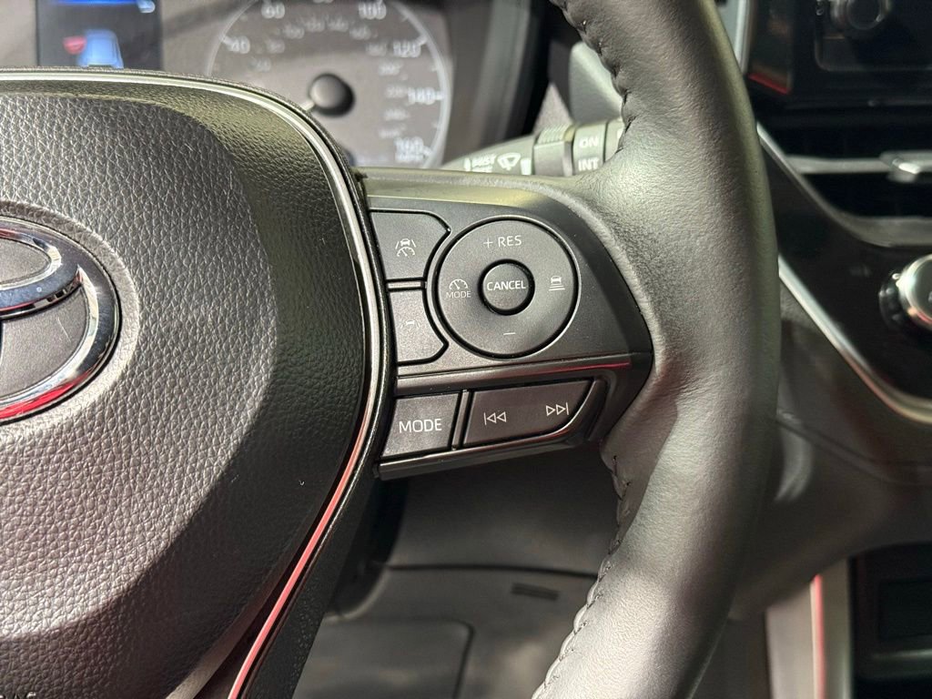 Certified 2024 Toyota Corolla Cross LE FWD image 24