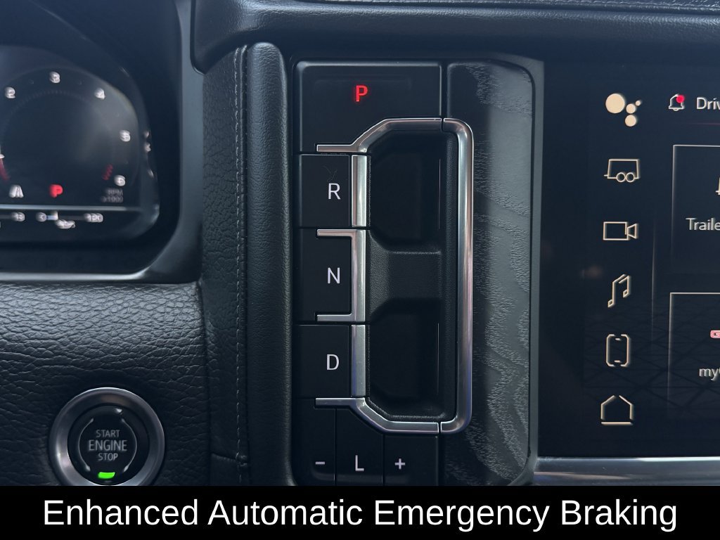 Used 2023 GMC Yukon Denali RWD image 22