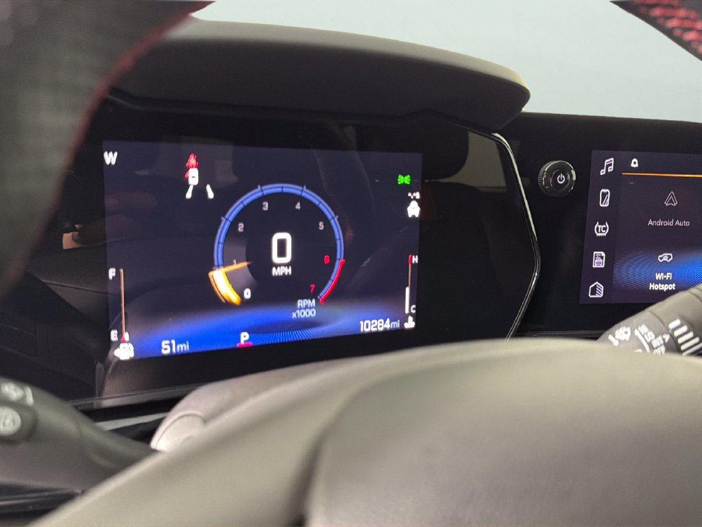 Certified 2025 Chevrolet Trax RS w/ Driver Confidence Package FWD image 21