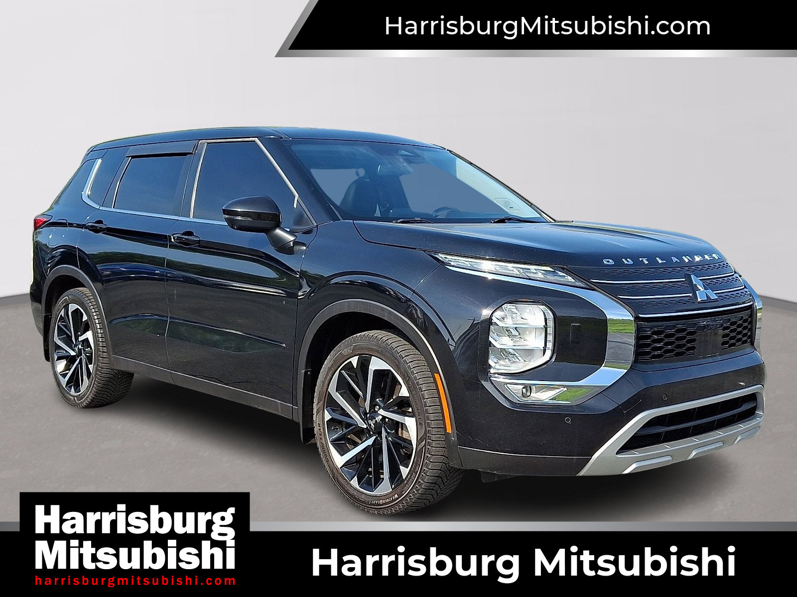 Used 2023 Mitsubishi Outlander ES AWD/4WD image 1