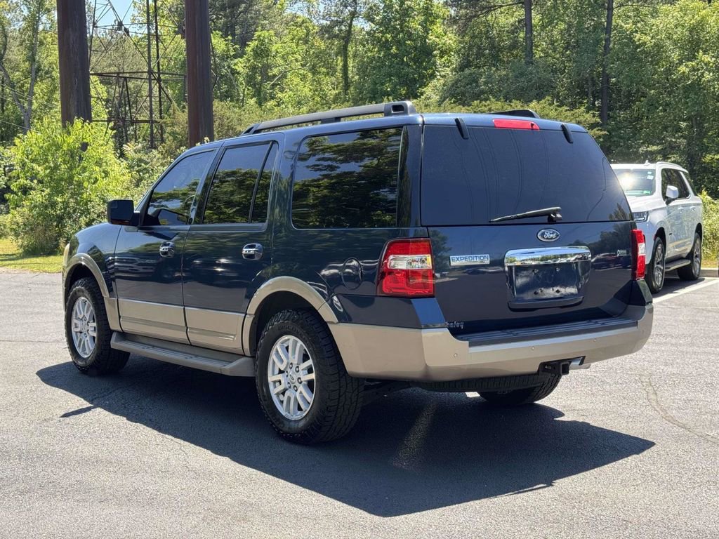 Used 2013 Ford Expedition XLT AWD/4WD image 25