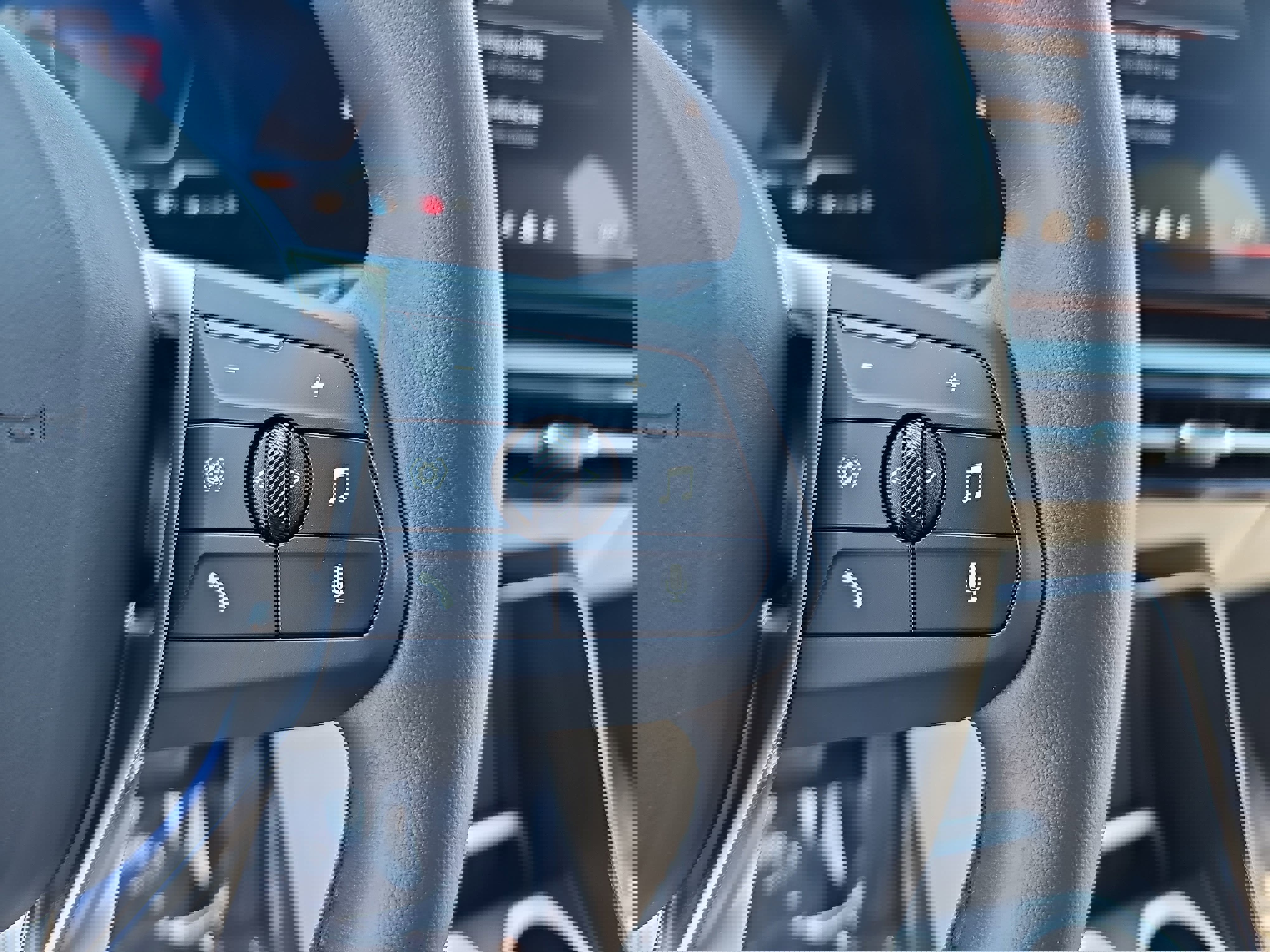 Used 2025 BMW X1 xDrive28i w/ Convenience Package image 18