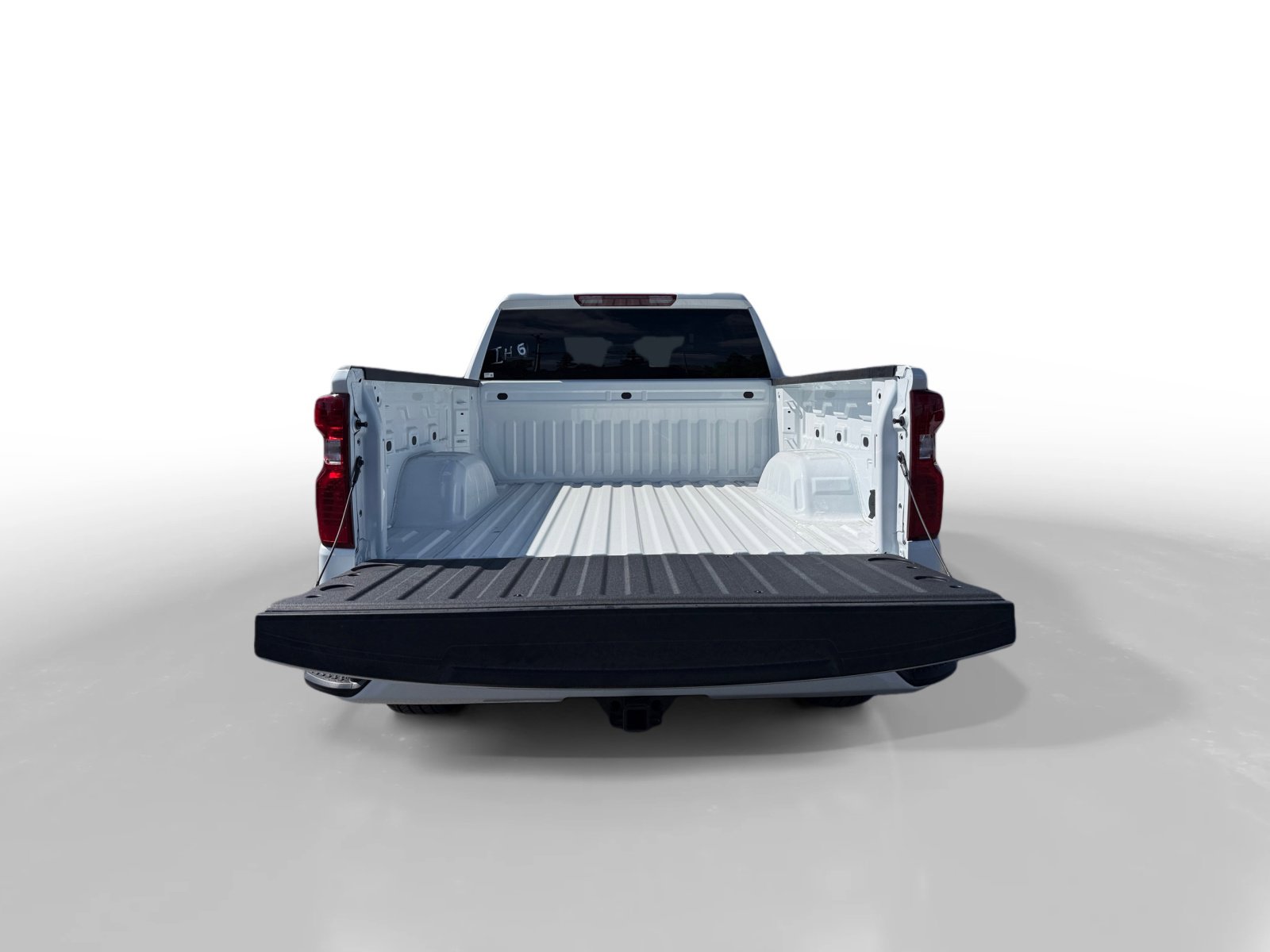 New 2026 Chevrolet Silverado 1500 Custom RWD image 17