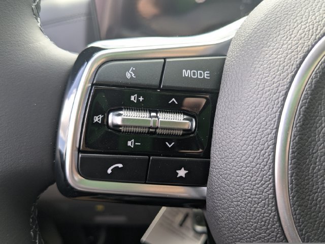 New 2026 Kia Carnival FWD image 26