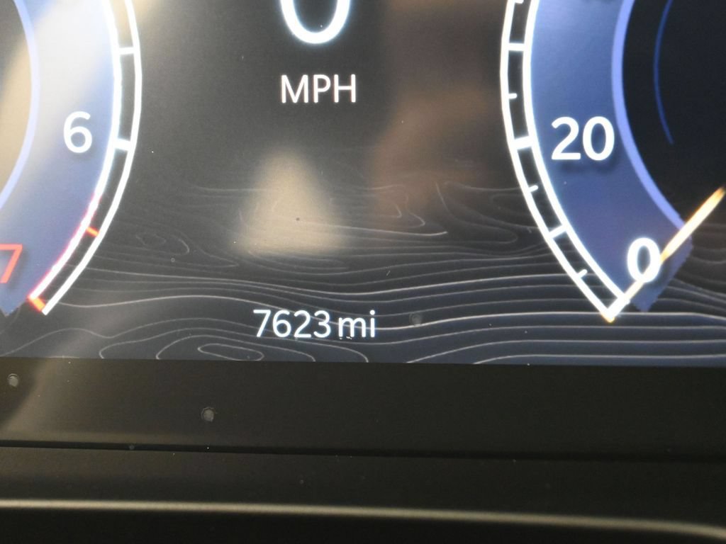 New 2025 Jeep Grand Cherokee L Summit AWD/4WD image 36