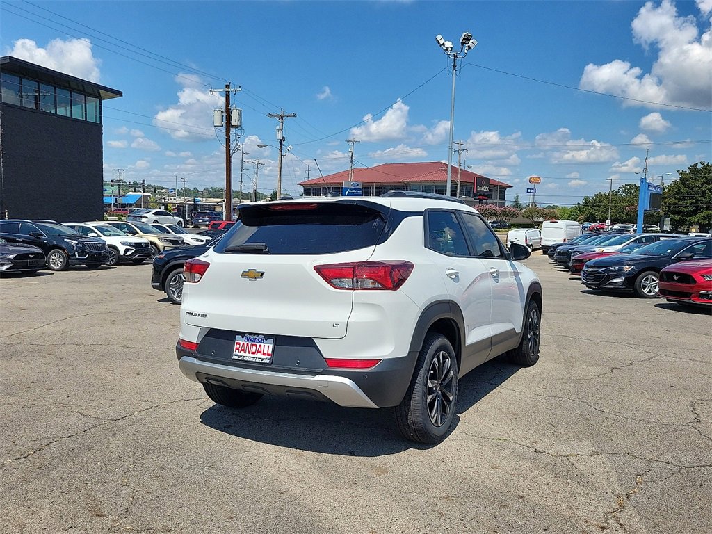 Used 2023 Chevrolet TrailBlazer LT w/ Convenience Package image 5