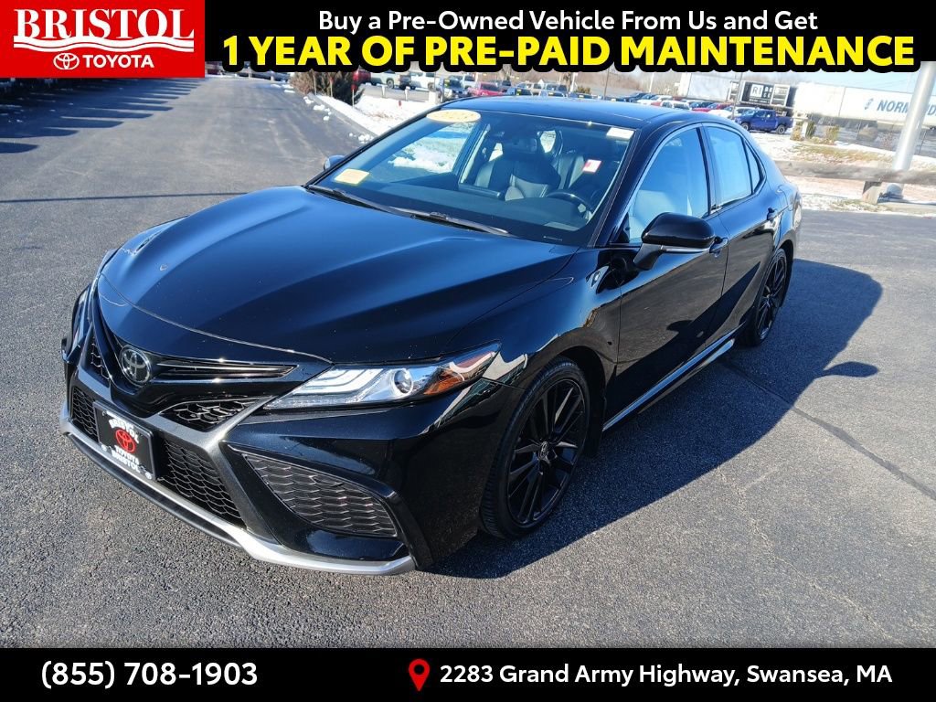 Used 2023 Toyota Camry XSE image 3