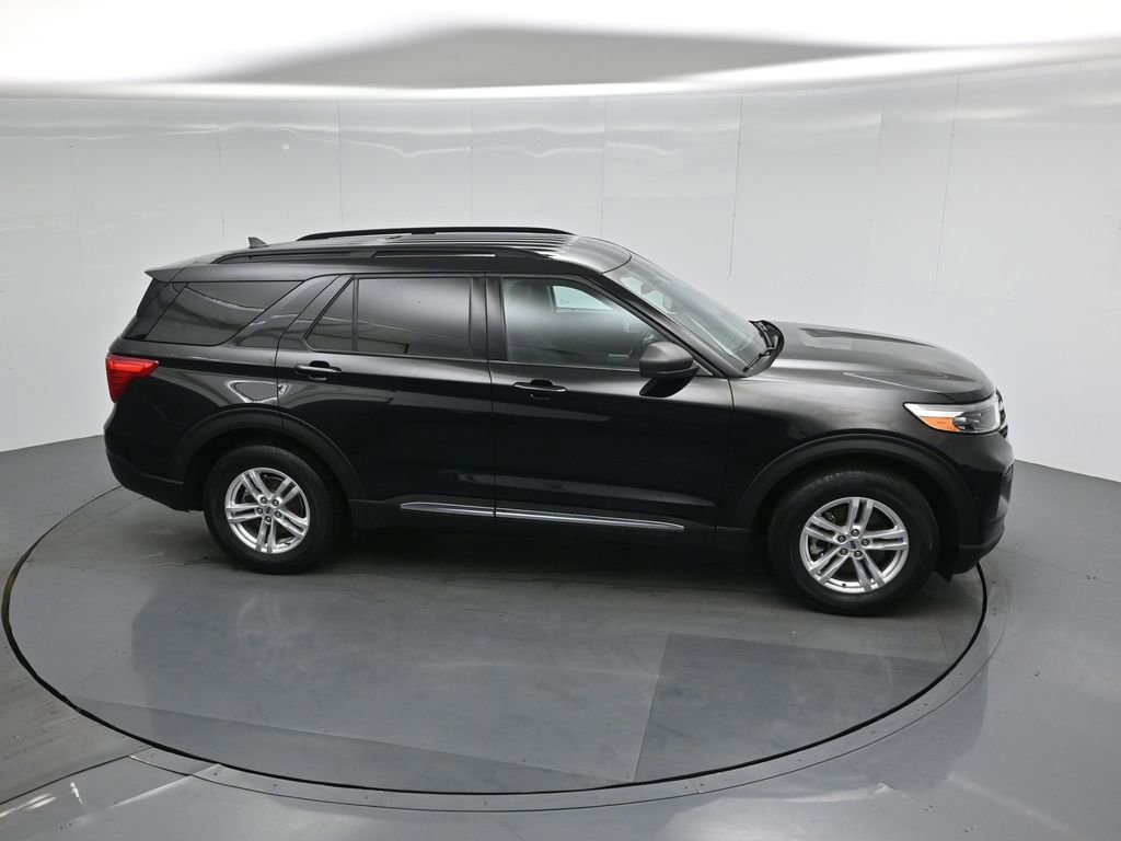 Certified 2023 Ford Explorer XLT RWD image 51