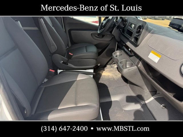 New 2026 Mercedes-Benz Sprinter 2500 image 8