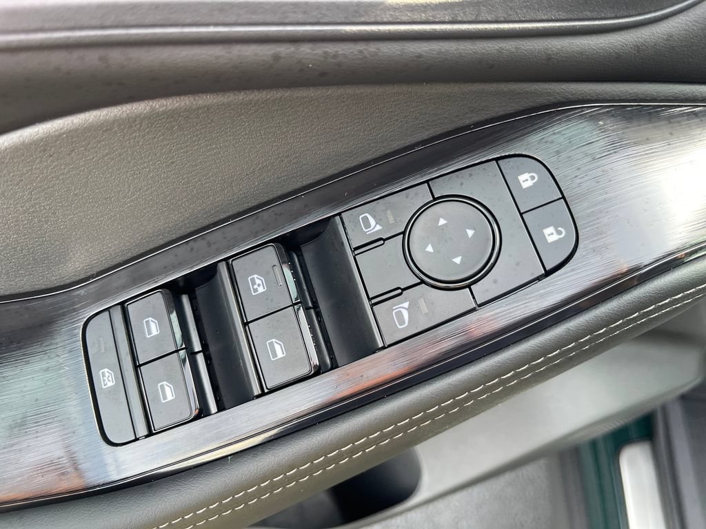 New 2026 Nissan Rogue Dark Armor AWD/4WD image 11