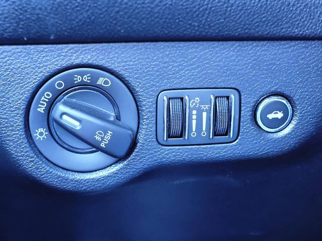 Used 2022 Dodge Challenger GT w/ Blacktop Package image 19