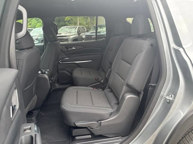 New 2026 Chevrolet Traverse LT w/ LPO, Floor Liner Package AWD/4WD image 12