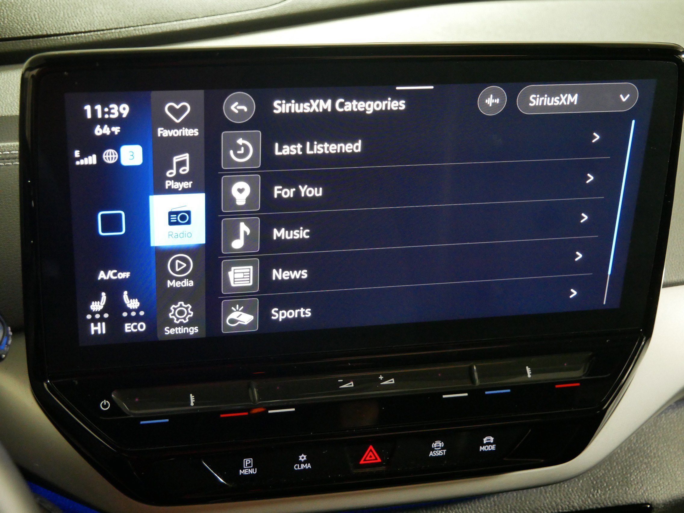 Certified 2023 Volkswagen ID.4 Pro S Plus AWD/4WD image 22