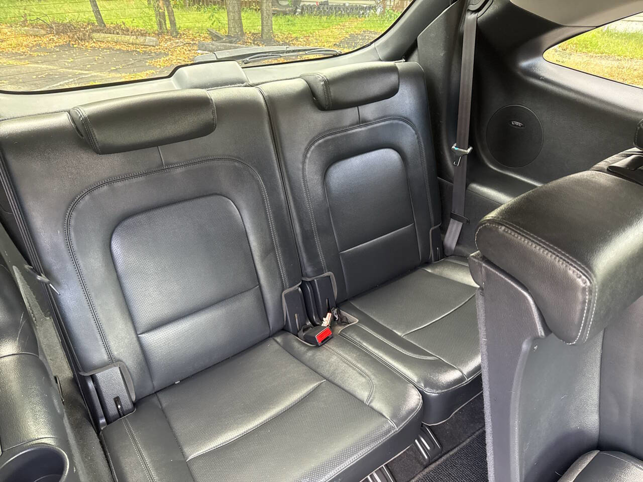 Used 2011 Hyundai Veracruz Limited w/ Navigation Pkg 3 image 9