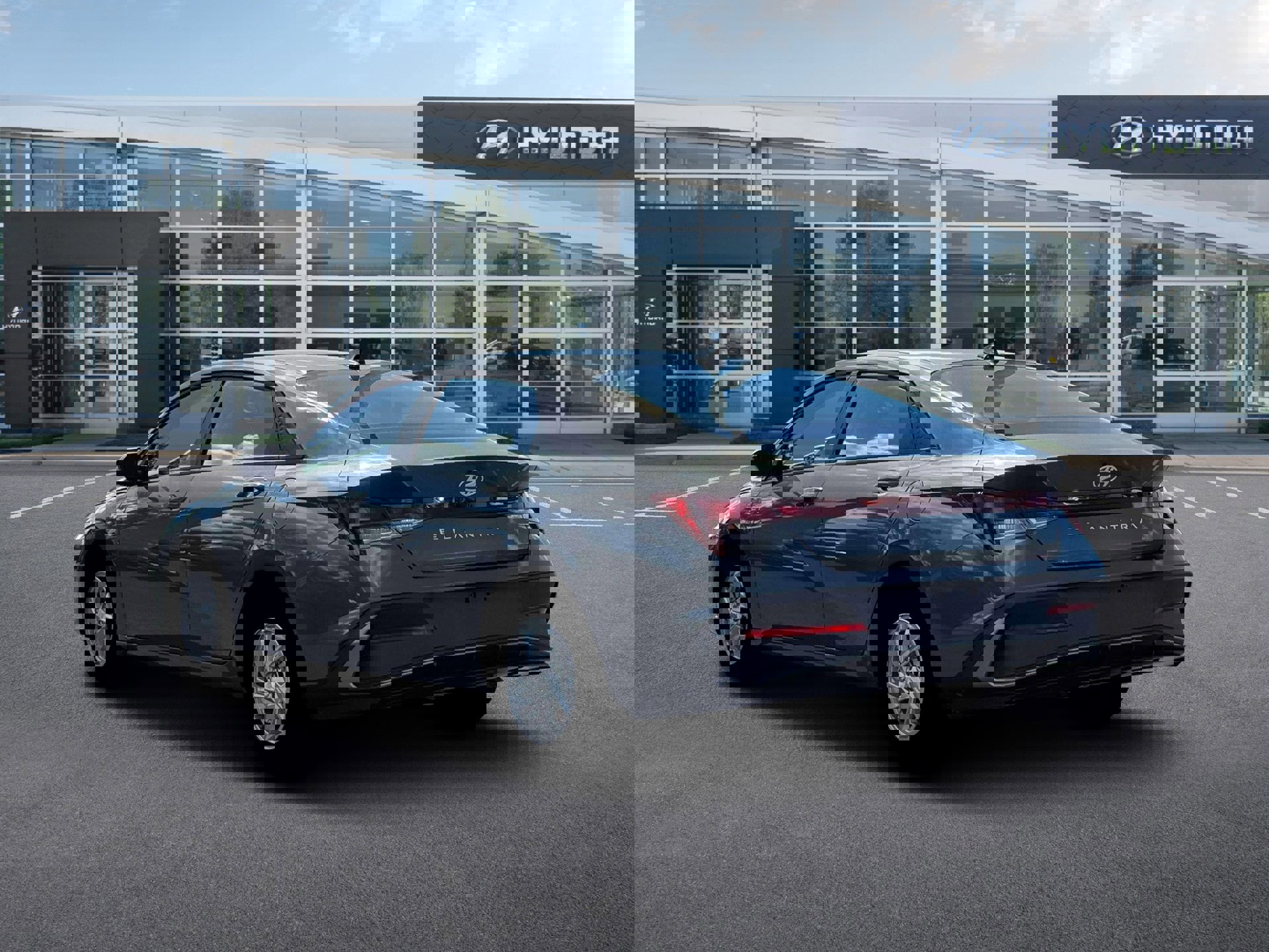 New 2026 Hyundai Elantra SE image 5