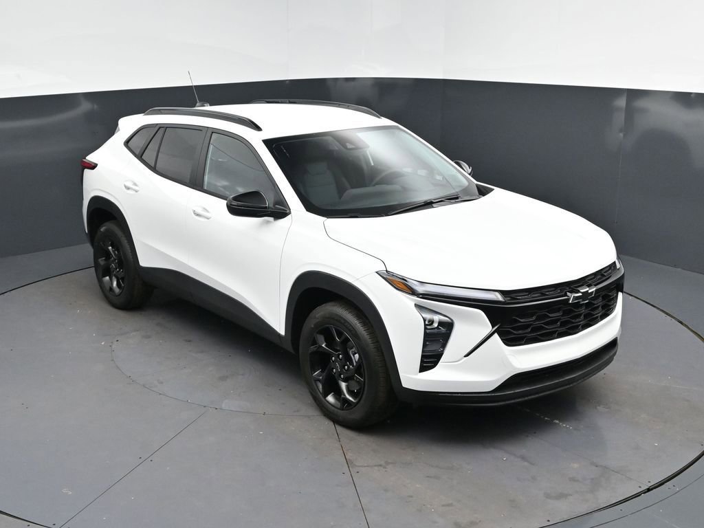 New 2026 Chevrolet Trax LT w/ Driver Confidence Package