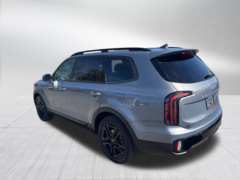 Used 2024 Kia Telluride EX X-Line image 3