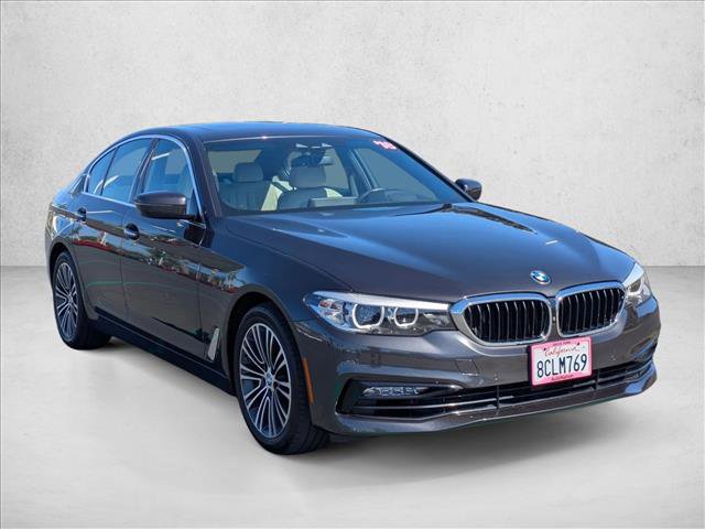 Used 2018 BMW 540i image 3