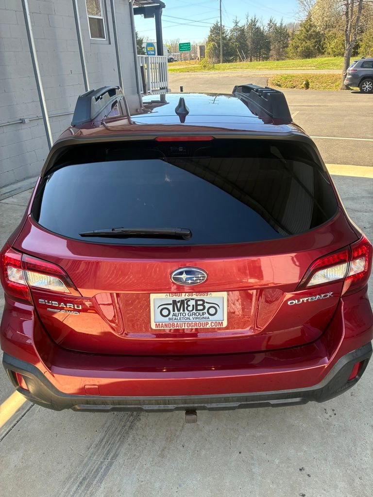 Used 2018 Subaru Outback 2.5i Premium AWD/4WD image 4