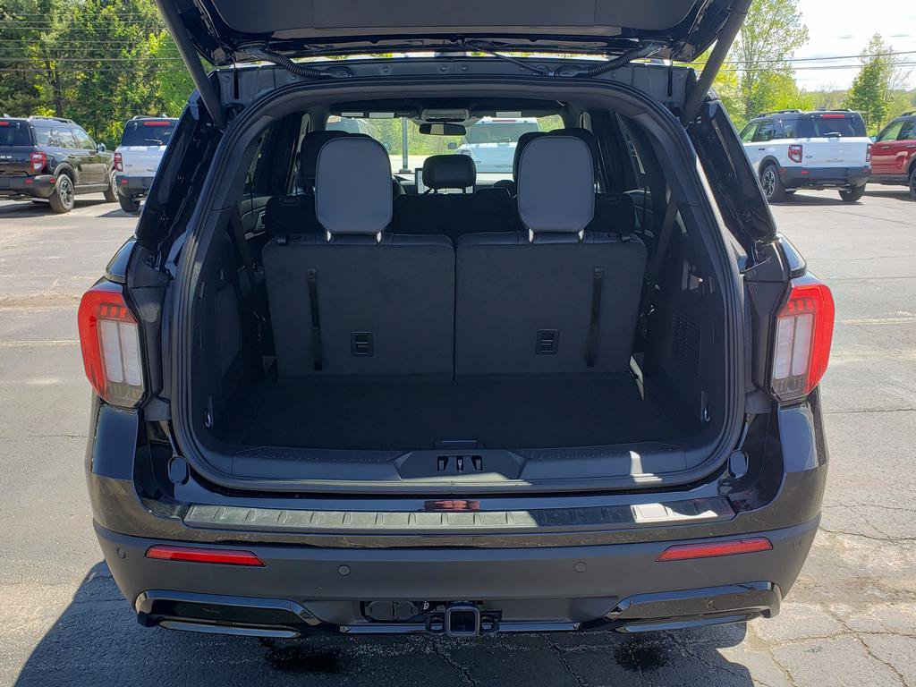 New 2026 Ford Explorer ST-Line AWD/4WD image 10