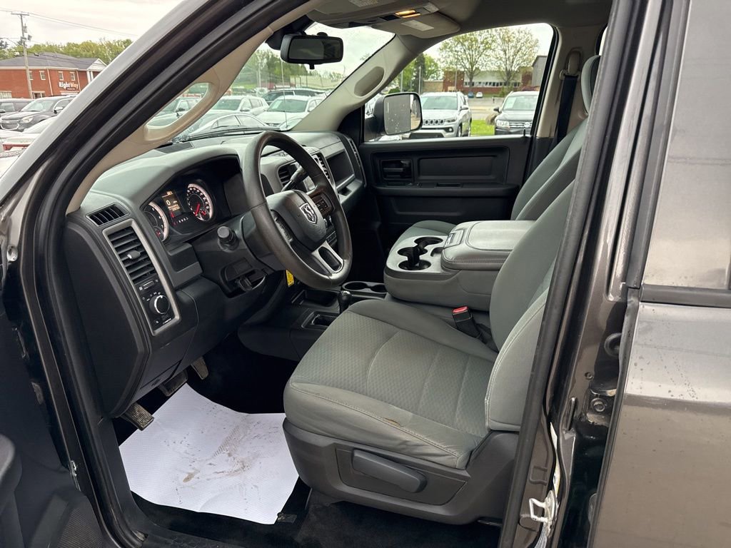 Used 2016 RAM 2500 Tradesman w/ Chrome Appearance Group AWD/4WD image 23