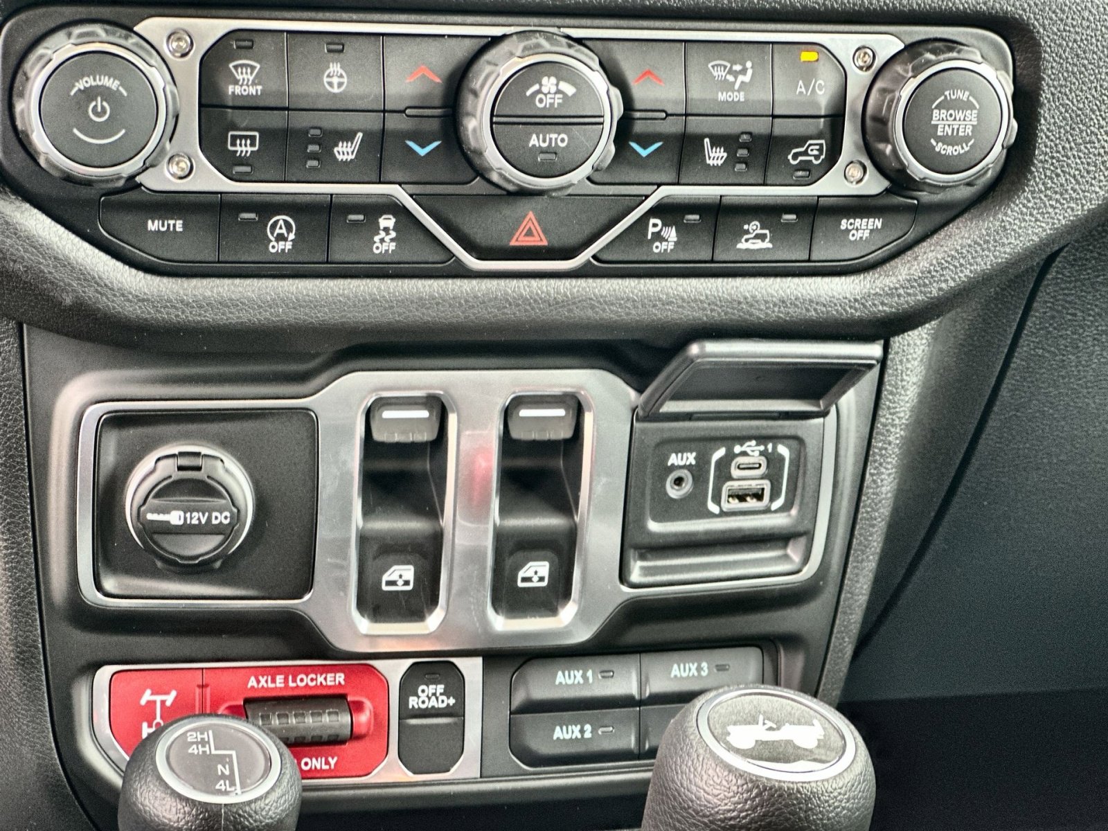 New 2025 Jeep Wrangler Sport image 20