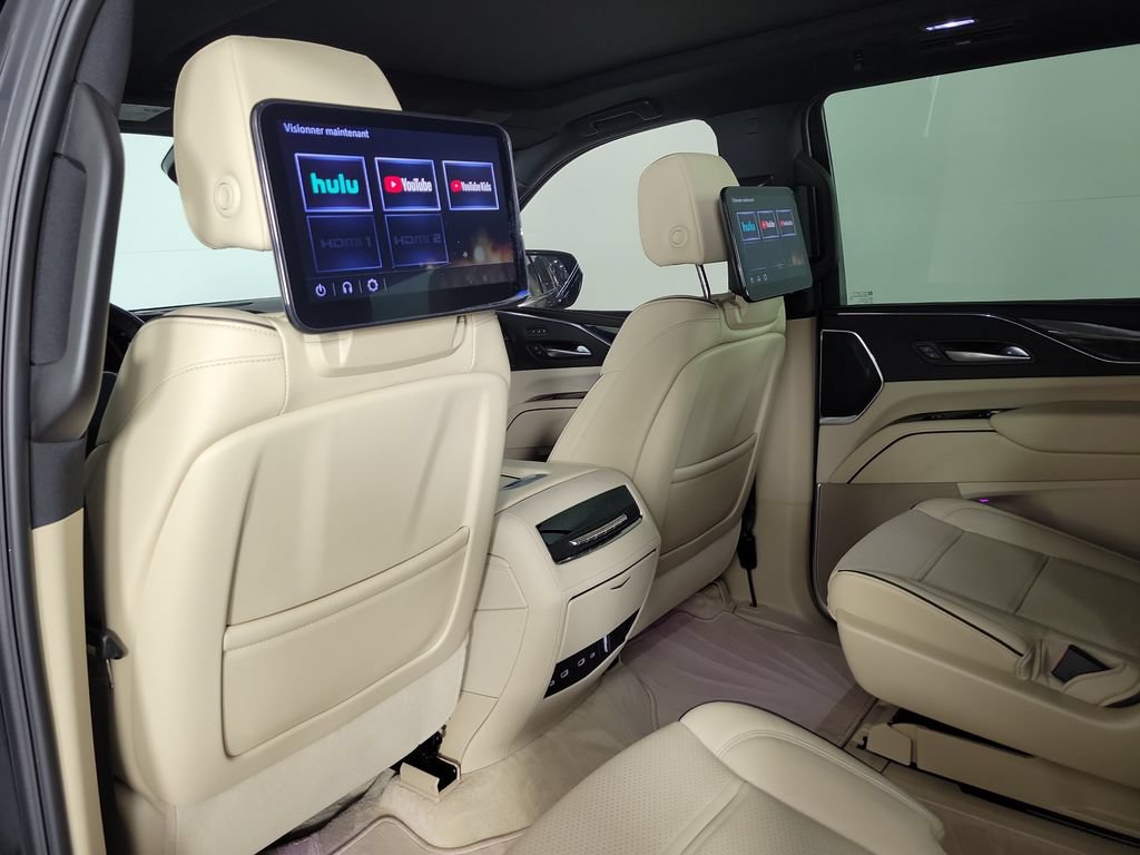 Certified 2024 Cadillac Escalade Premium Luxury AWD/4WD image 13