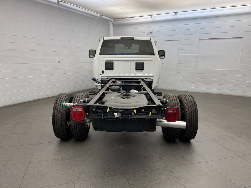 New 2026 RAM 5500 Tradesman AWD/4WD image 4