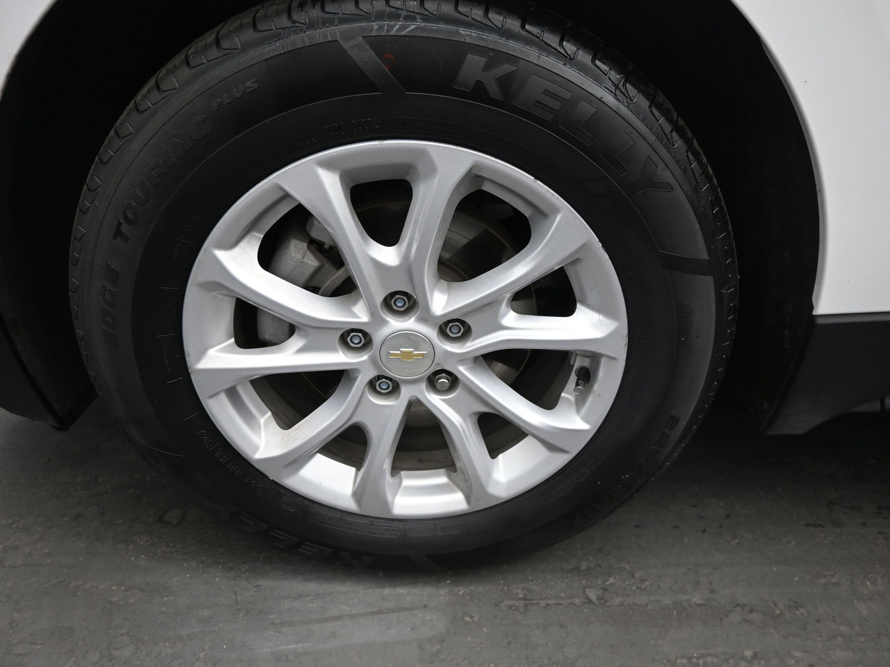 Used 2021 Chevrolet Equinox LT image 11