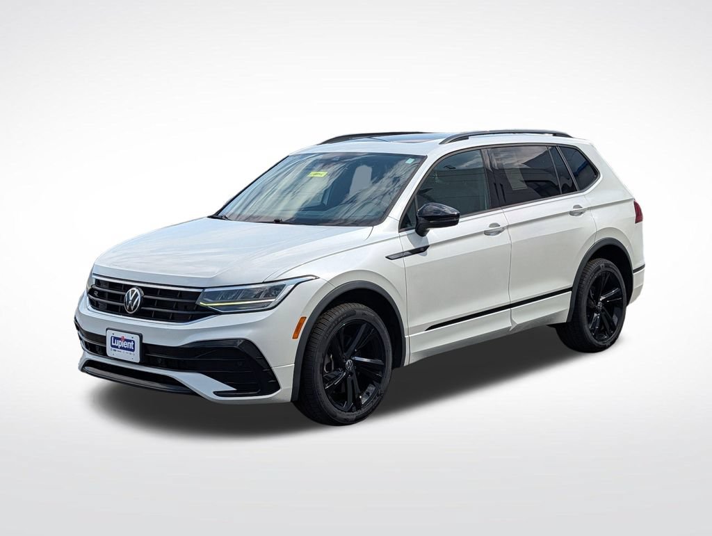 Used 2023 Volkswagen Tiguan SE R-Line AWD/4WD image 11