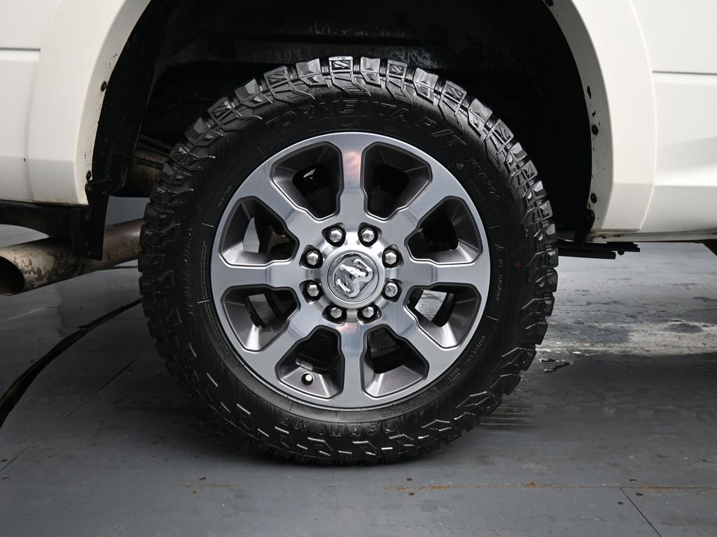 Used 2019 RAM 3500 Limited image 10