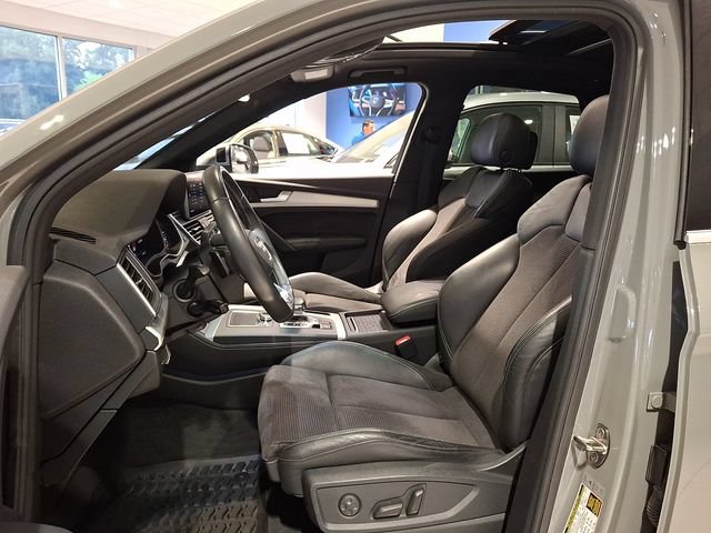 Used 2020 Audi SQ5 Premium Plus w/ Premium Plus Package AWD/4WD image 14