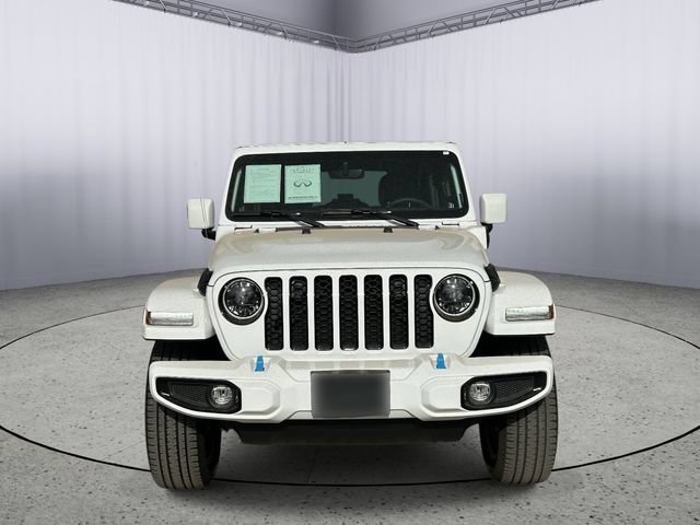 Used 2023 Jeep Wrangler Unlimited Sahara AWD/4WD image 3