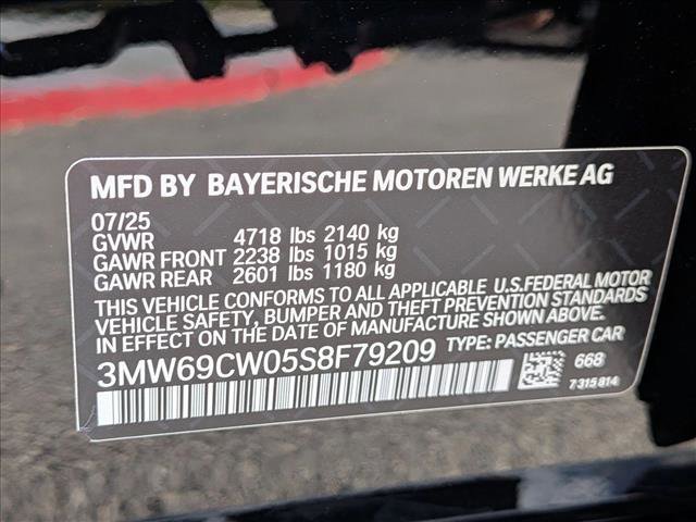 Used 2025 BMW 330i Sedan w/ Premium Package image 26