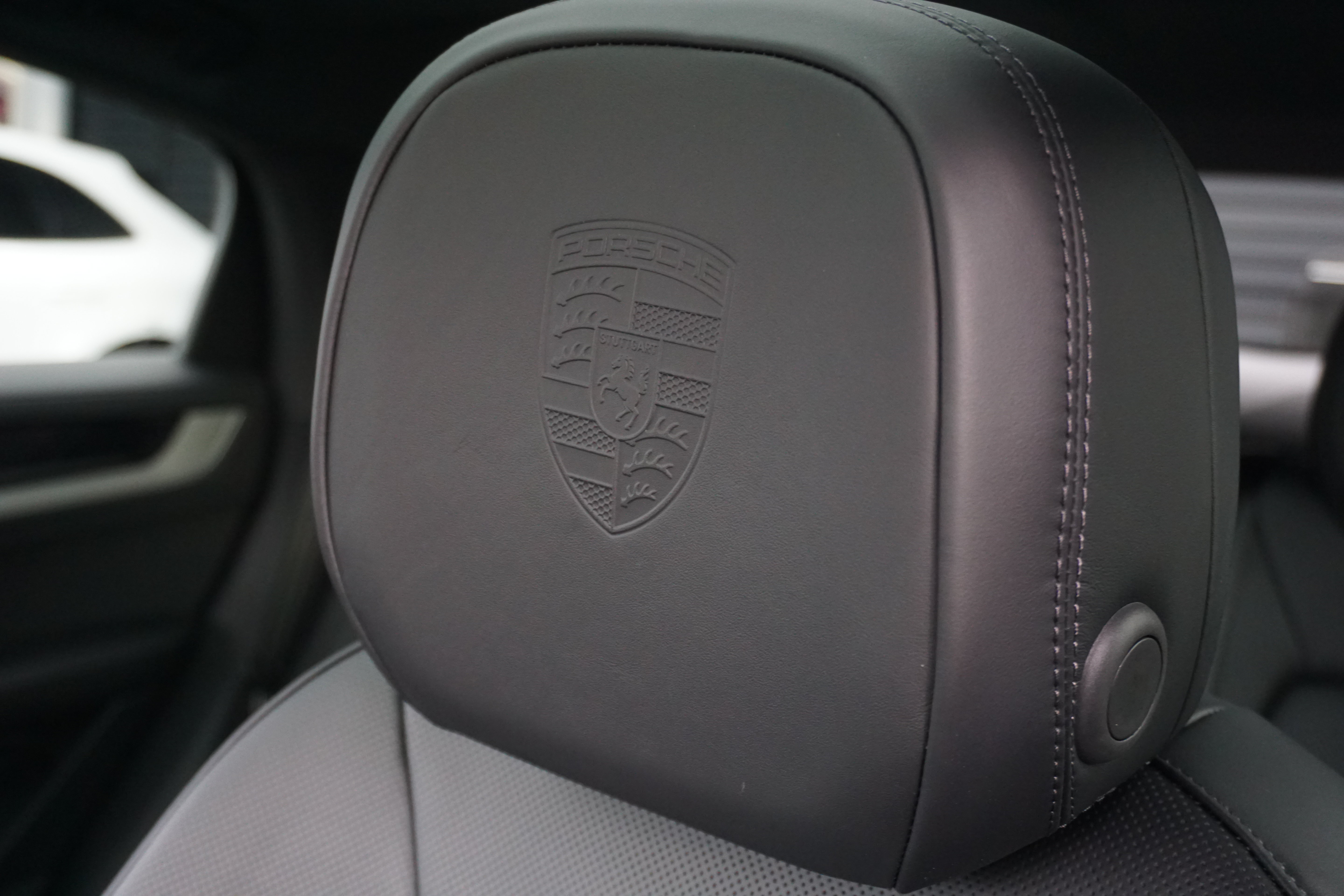 New 2026 Porsche Cayenne S AWD/4WD image 18