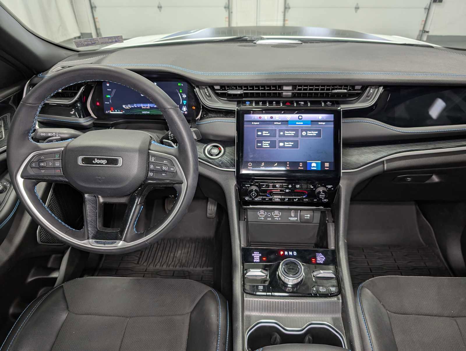 Used 2024 Jeep Grand Cherokee Trailhawk image 20