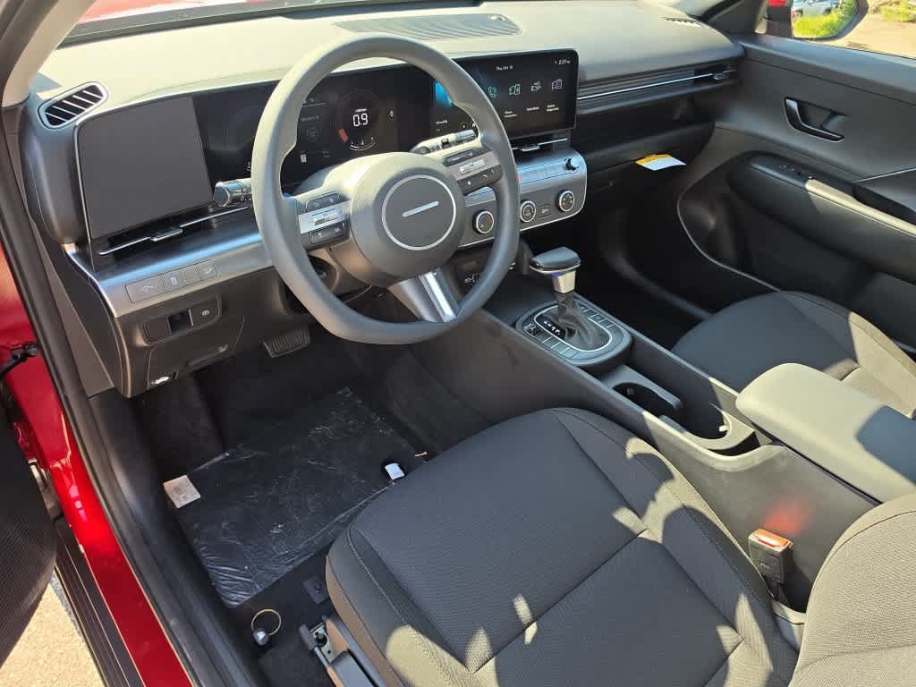New 2027 Hyundai Kona SE FWD image 15
