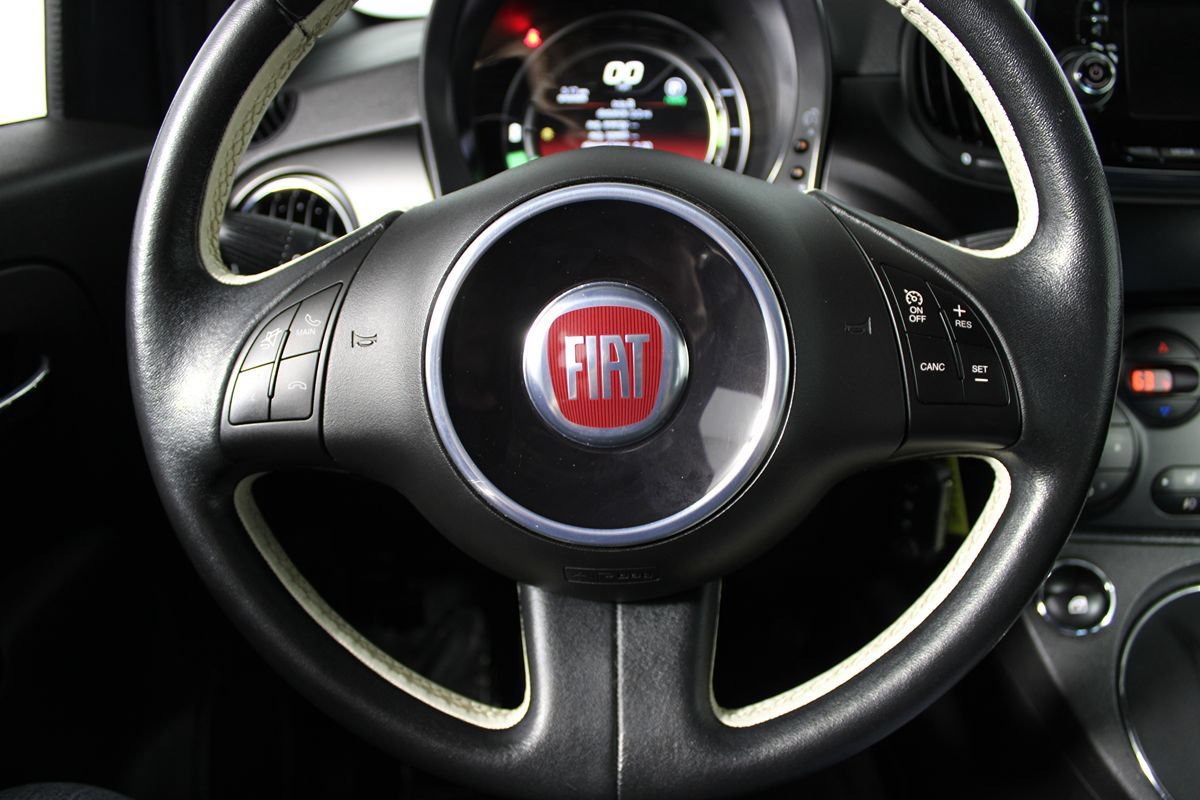 Used 2018 FIAT 500 e FWD image 5