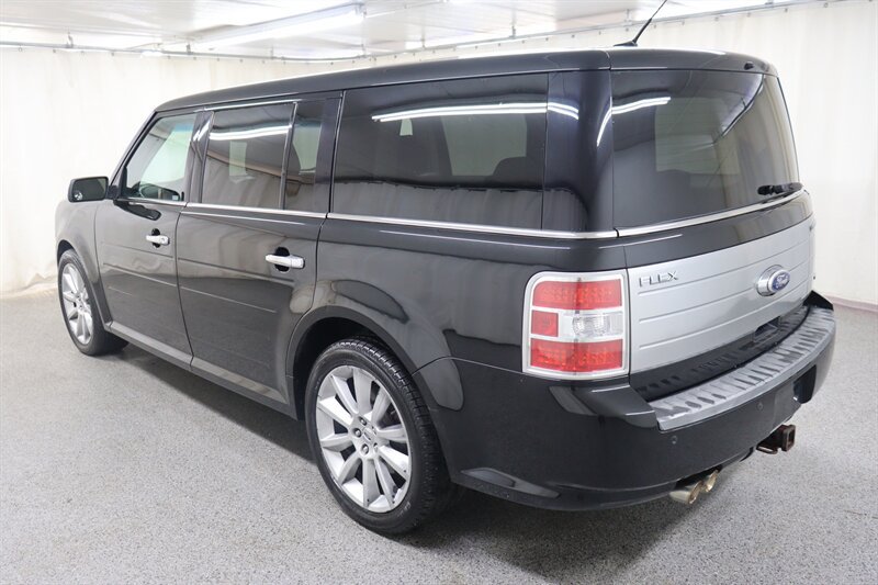 Used 2011 Ford Flex Limited w/ Rapid Spec Order Code AWD/4WD image 5