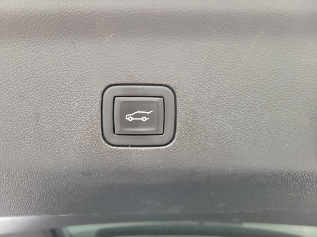 Used 2023 Chevrolet Tahoe LT AWD/4WD image 11